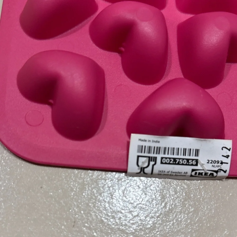 Ilea ice cube molds Green Pink Silicone ice cube trays set of 2 square hearts